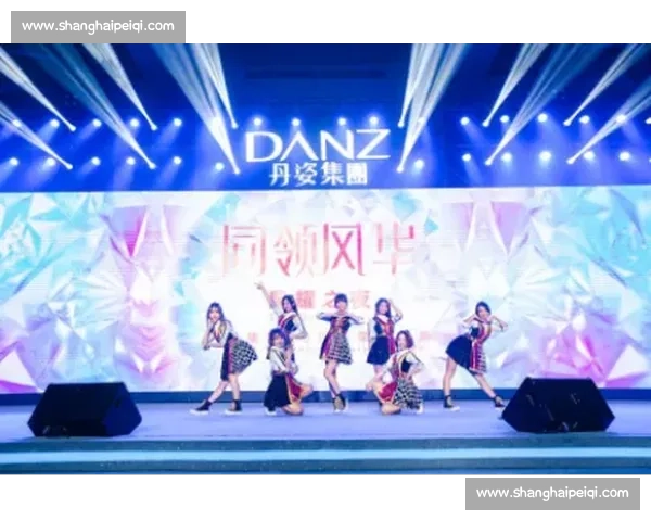 舞动青春风采闪耀舞台精彩瞬间震撼观众心灵
